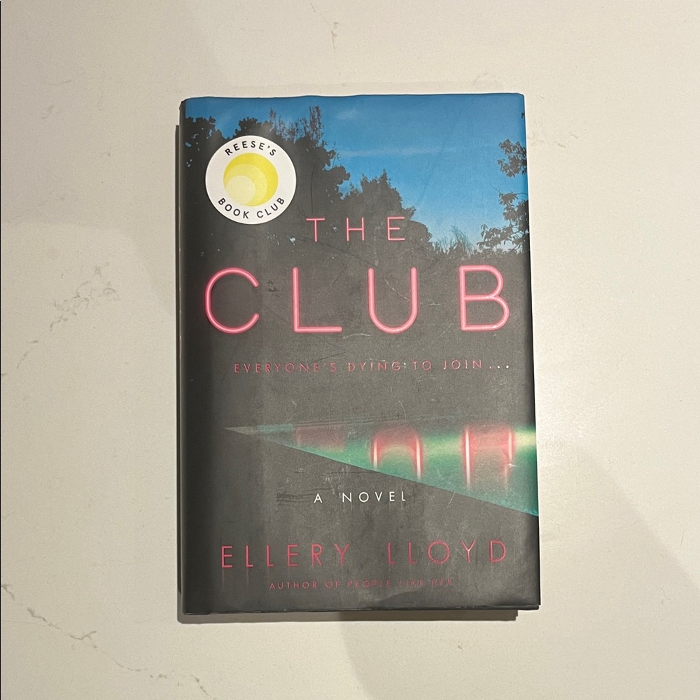 The Club by Ellery Lloyd - Hardcover